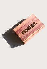 Lade das Bild in den Galerie-Viewer, NoMoth Cedar Wood